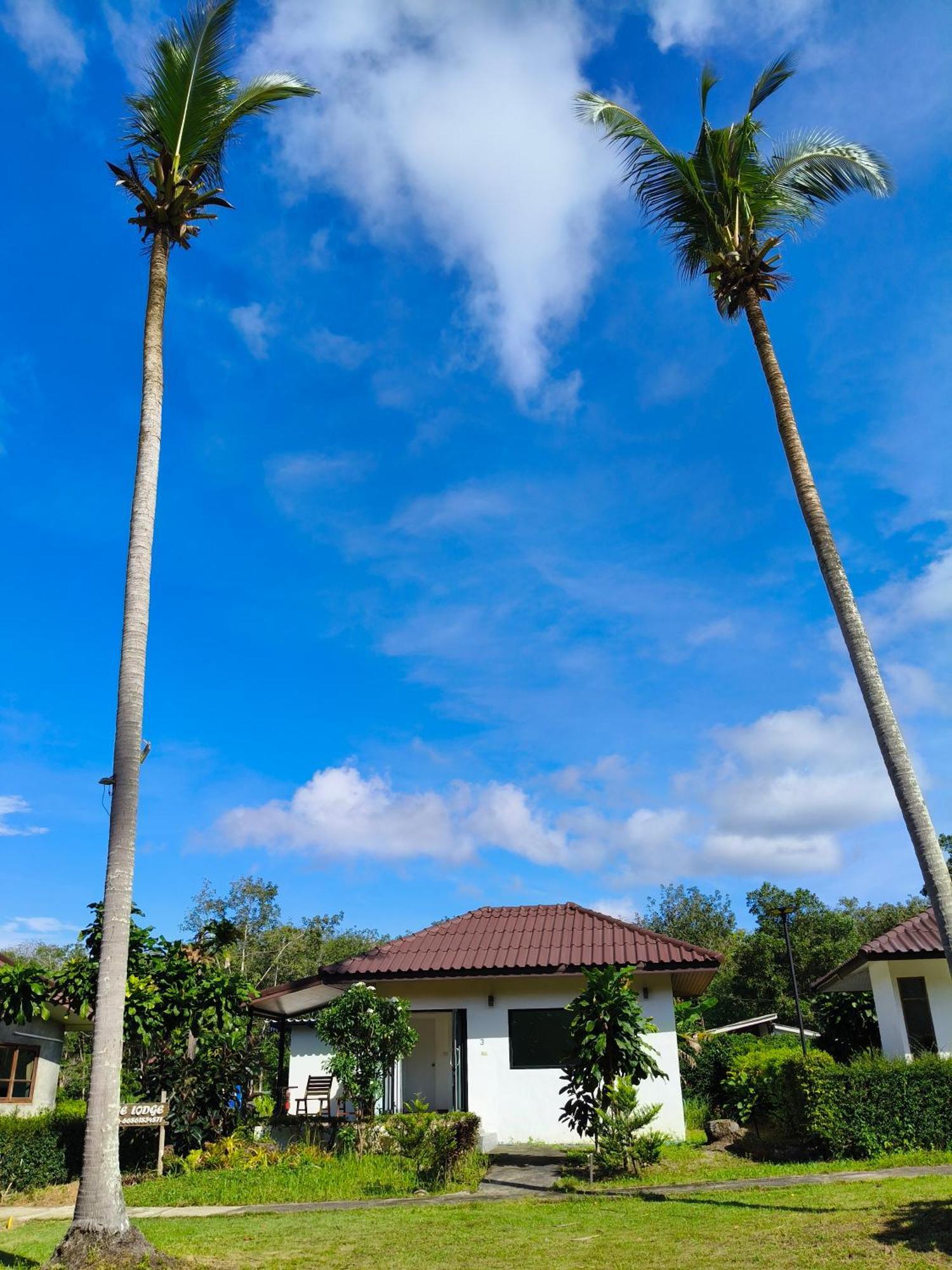 The Lodge At Koh Kood Ko Kut Bagian luar foto