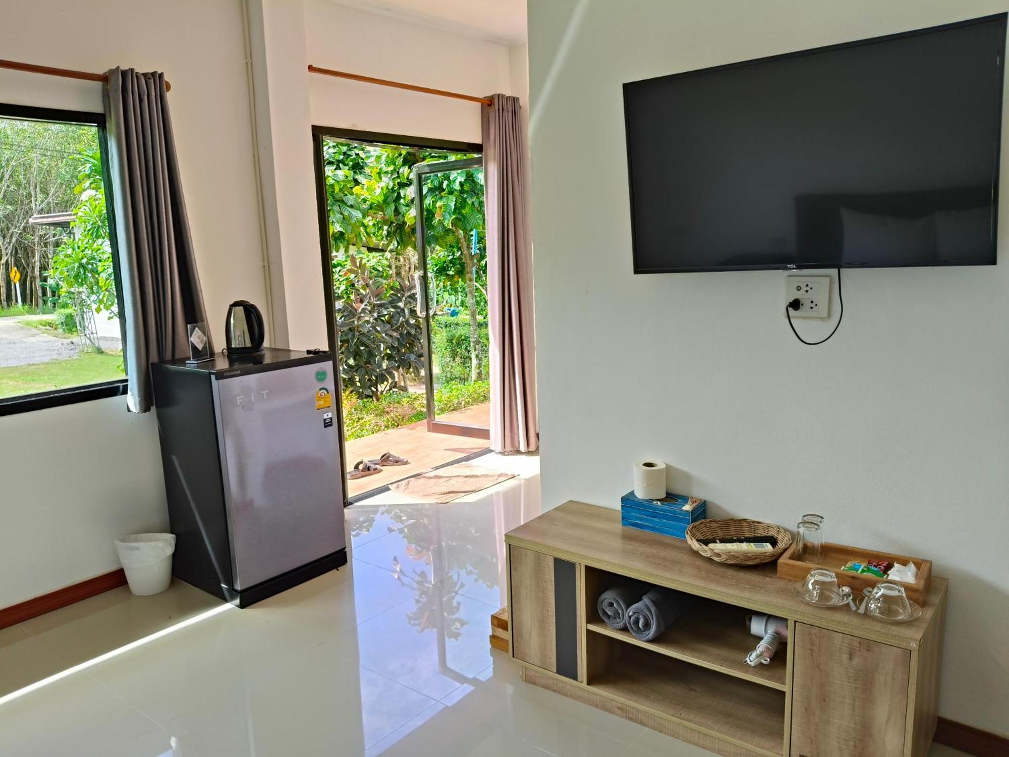 The Lodge At Koh Kood Ko Kut Bagian luar foto